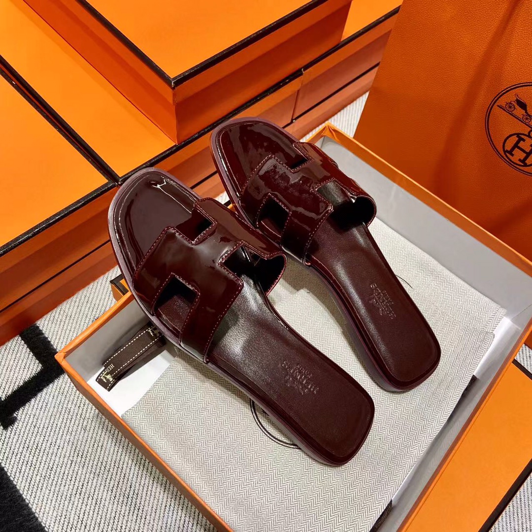 에르메스 올수공 오란 슬리퍼 샌들 페이던트 35